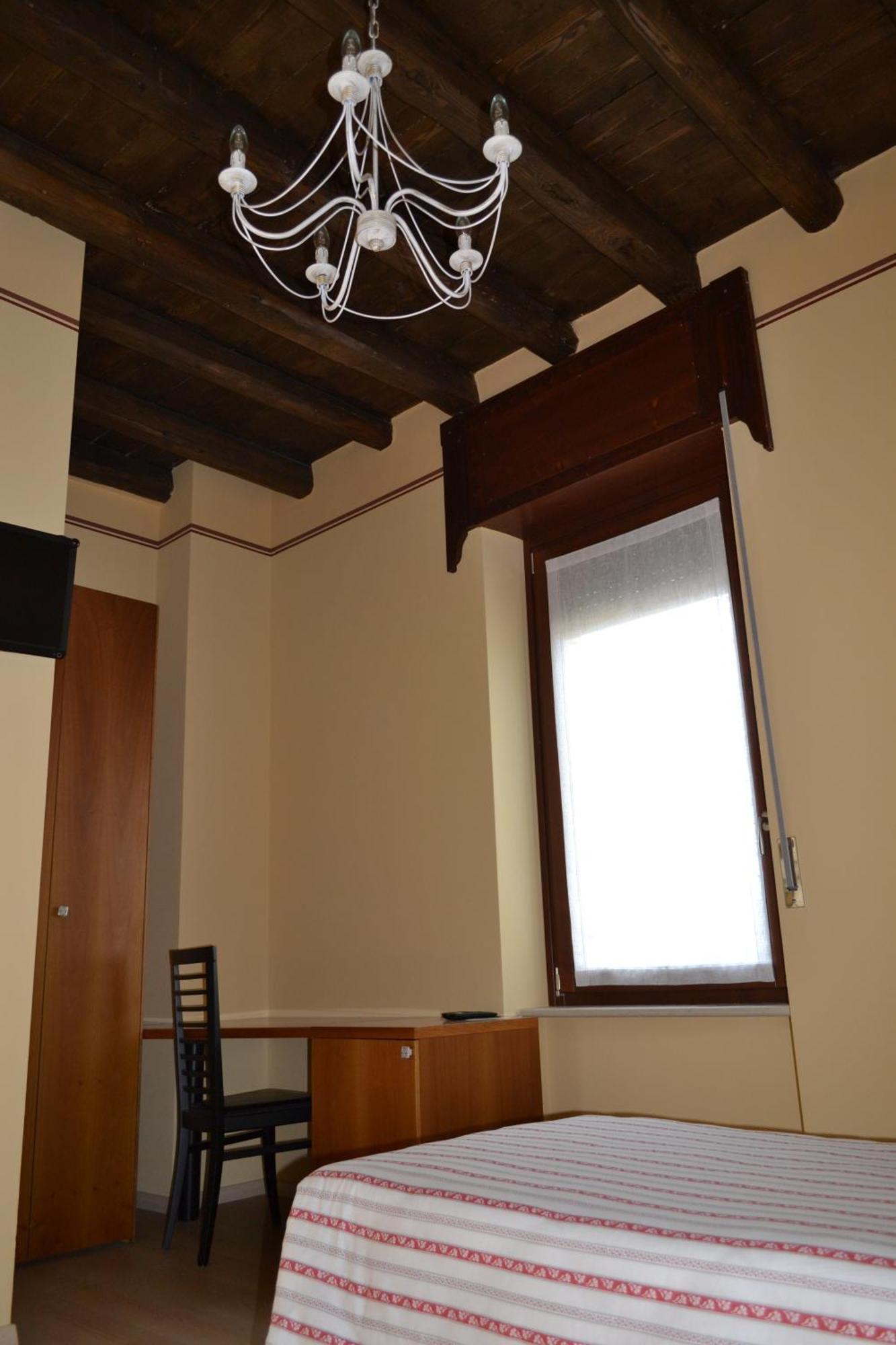 Locanda La Sosta Кавайон Веронезе Стая снимка